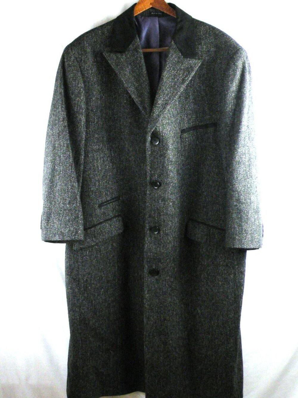 Steve Harvey Hugh Tweed Long Overcoat Velvet trim 52R